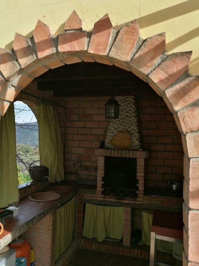 Casa El Pino Guest House Cortes de la Frontera Eksteriør bilde